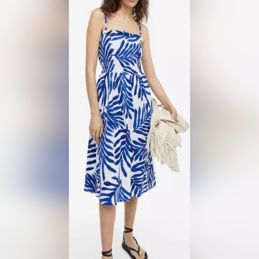 Smocked-bodice Dress Blue/White Patterned Size L H&M - Picture 7 of 7